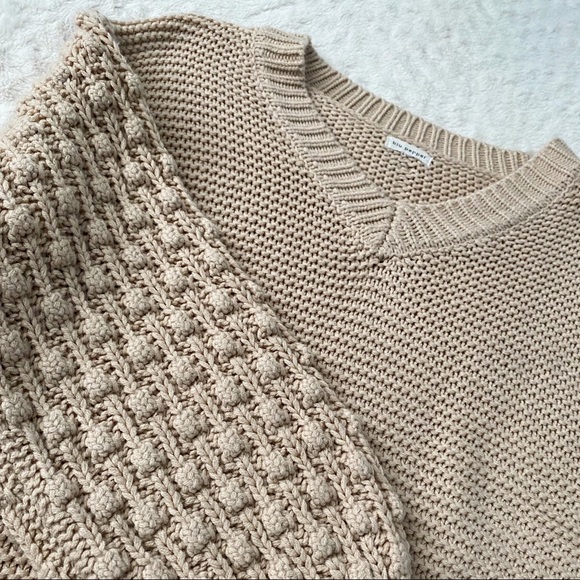 Blu Pepper Puffy Oversized Sweatshirt - Picture 2 of 7